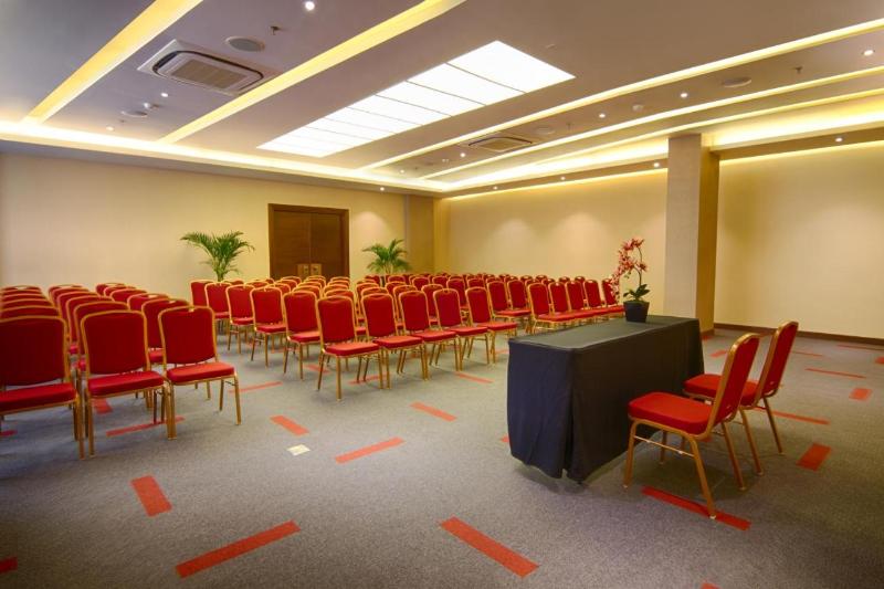 Hotel 88 Bandung Kopo image