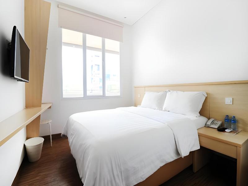 Sare Hotel image