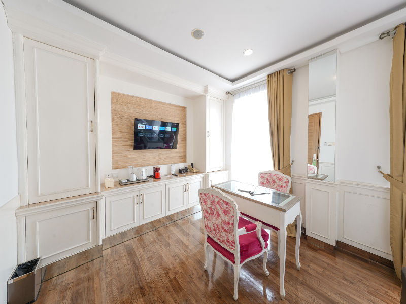 Heef Hotel Pasar Baru image