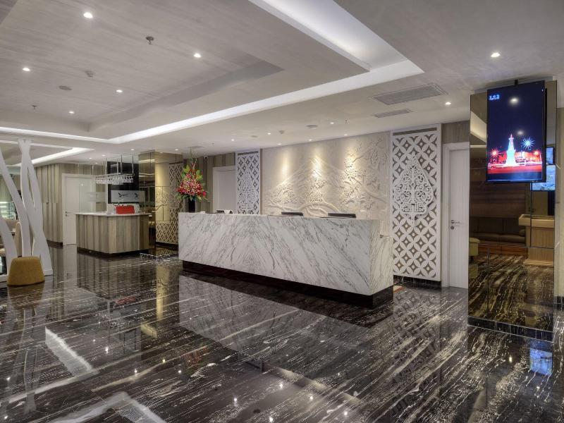 Platinum Adisucipto Hotel & Conference Center image