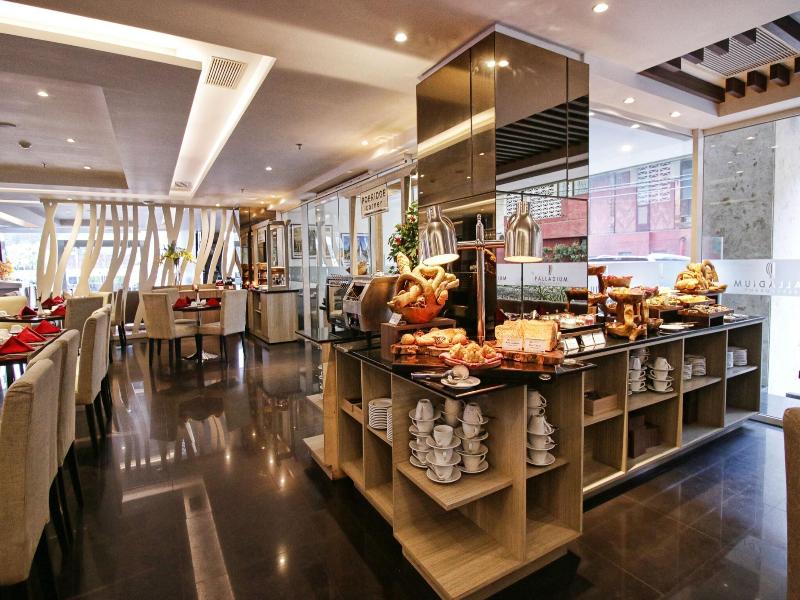 Platinum Adisucipto Hotel & Conference Center image