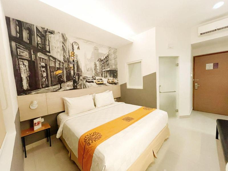 Avira Hotel Panakkukang image
