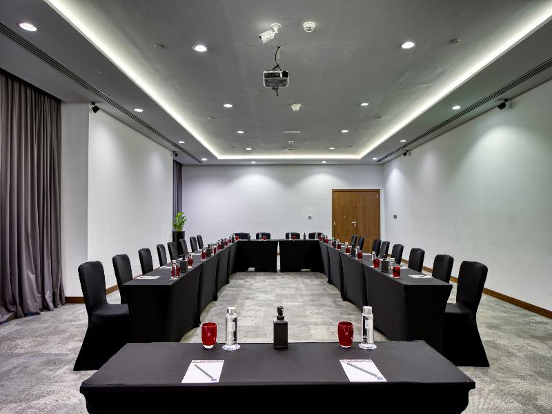 TRYP by Wyndham Dubai image