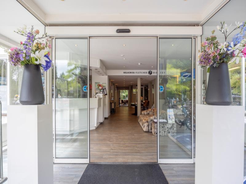 Fletcher Hotel-Restaurant De Witte Raaf image