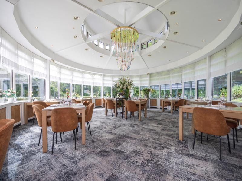 Fletcher Hotel-Restaurant De Witte Raaf image