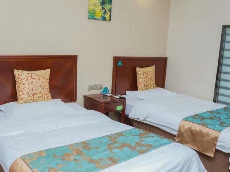 Bed room