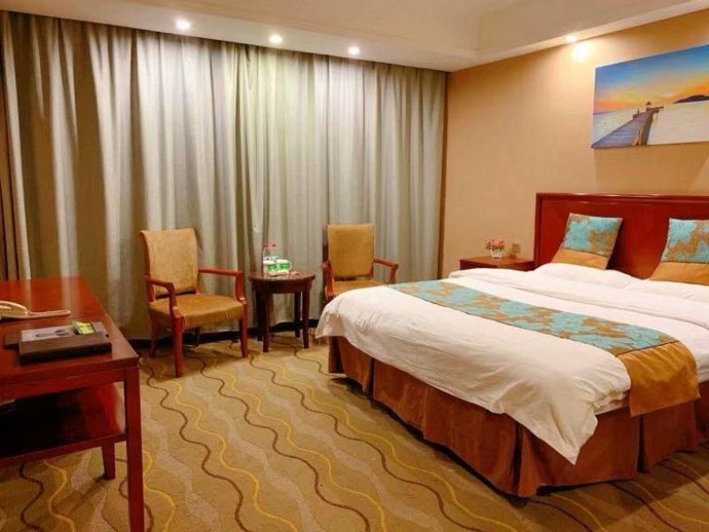 Bed room