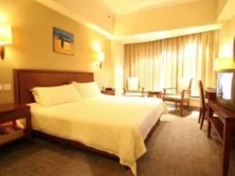 Bed room