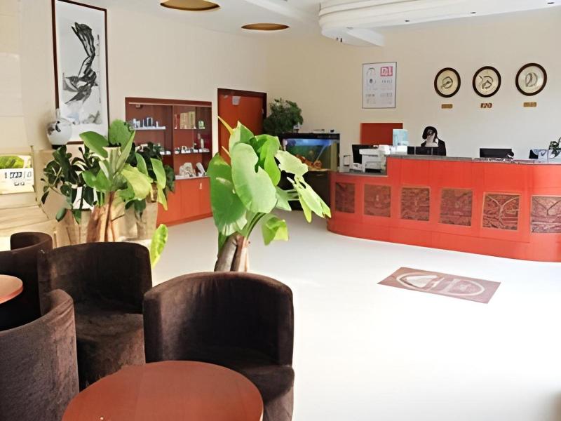 GreenTree Inn Jinan Bus Terminal image