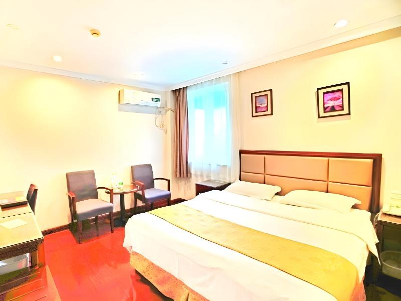 GreenTree Inn Jinan Bus Terminal image