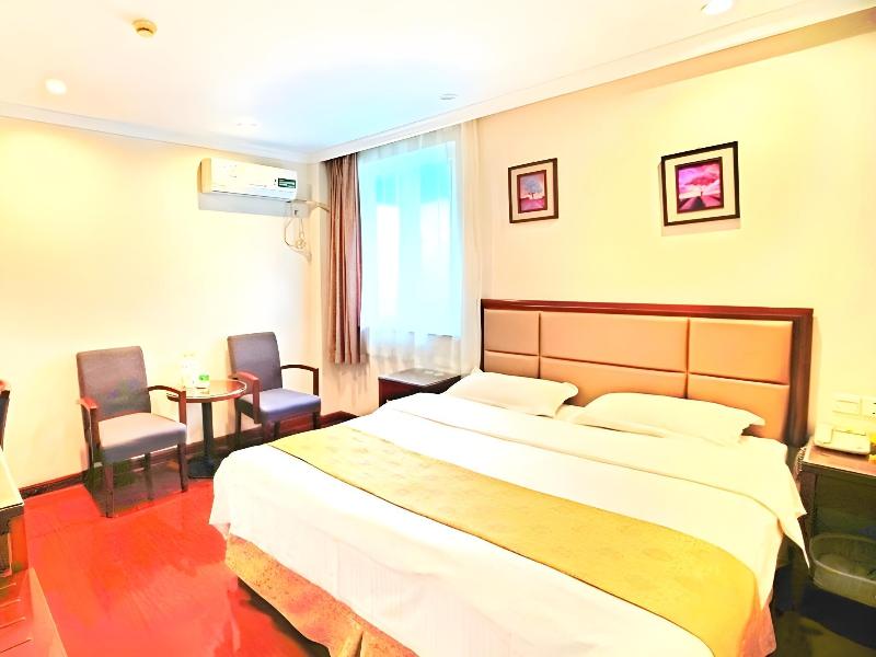 GreenTree Inn Jinan Bus Terminal image