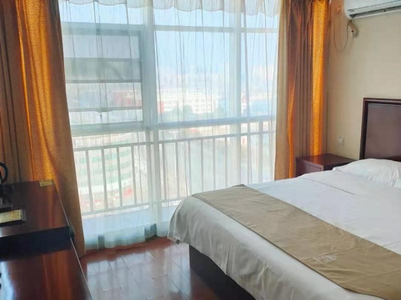 Bed room