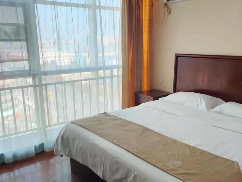 Bed room