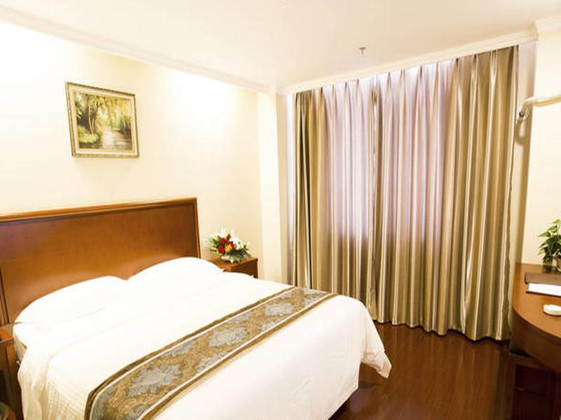 GreenTree Inn ShanDong ZiBo Flyover Business Hotel image