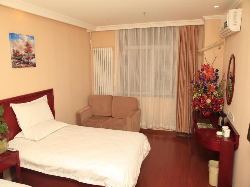 GreenTree Inn Beijing Yanqing Gaota Rd Express image