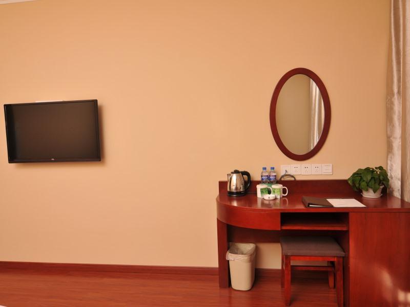 Bed room