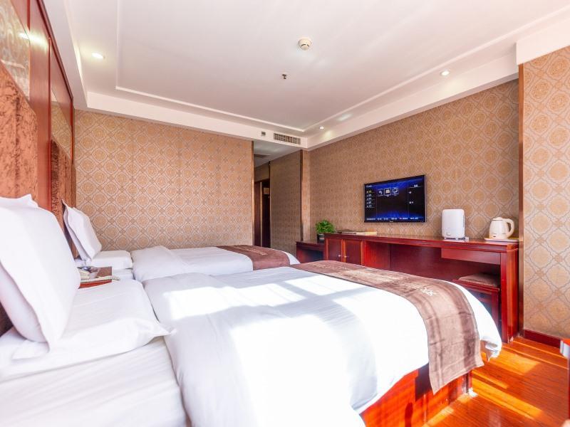 Bed room