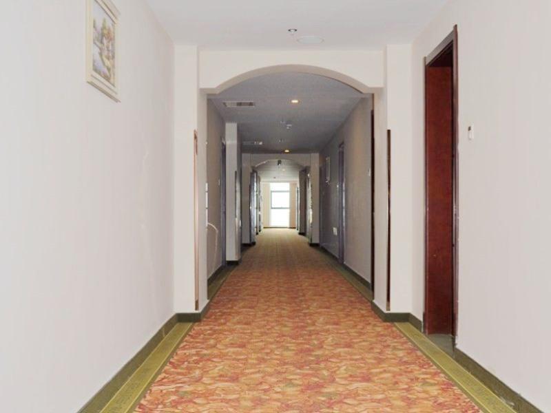 GreenTree Inn YanCheng West Bus Station Business 4