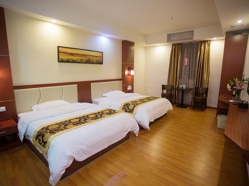 Bed room