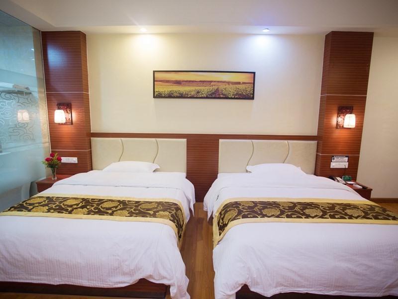 Bed room
