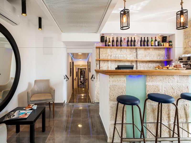 Heleni Hotel image