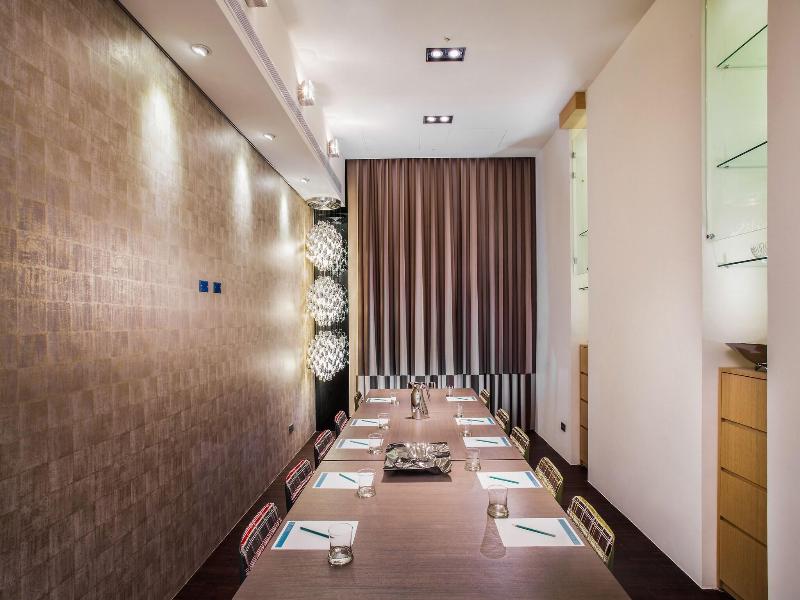 Lacle Hotel-Luzhou Taipei image
