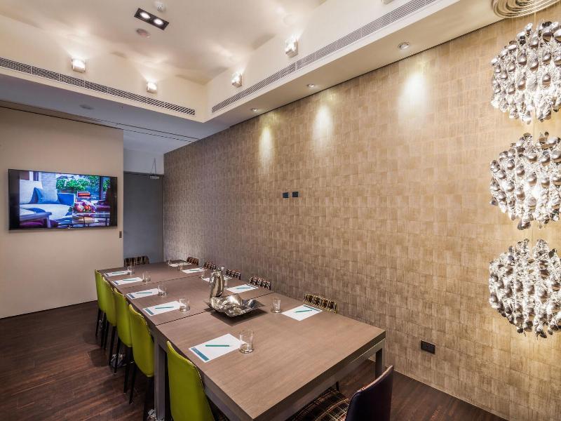 Lacle Hotel-Luzhou Taipei image
