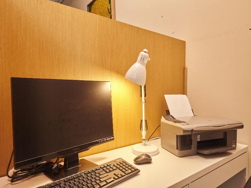 Lacle Hotel-Luzhou Taipei image