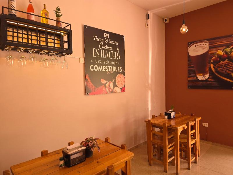Hotel Monarca image