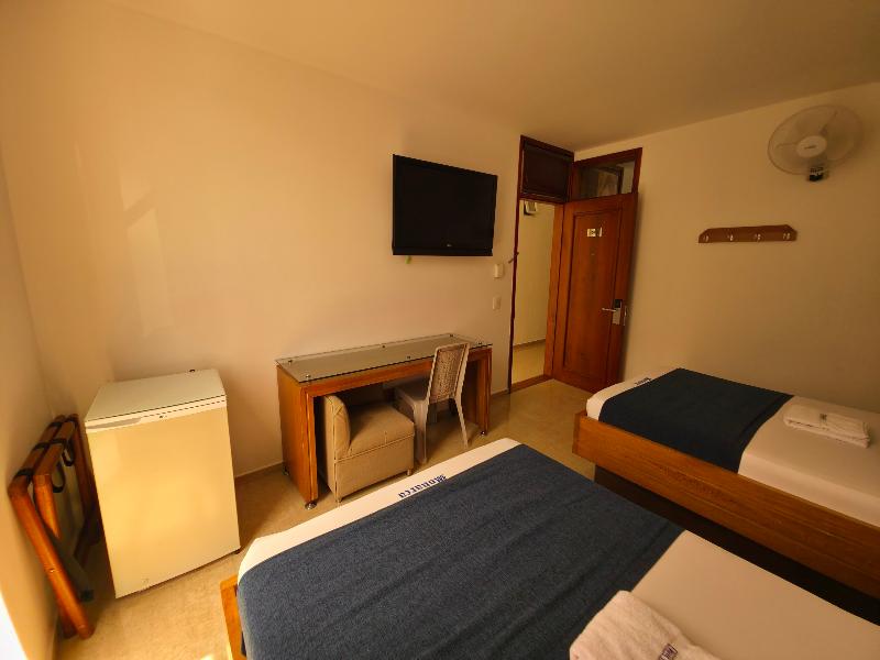 Hotel Monarca image