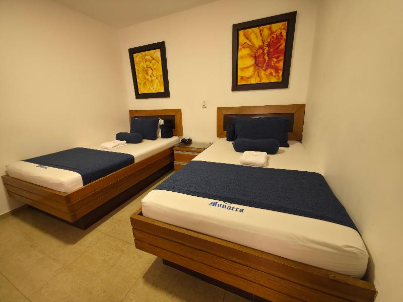 Hotel Monarca image