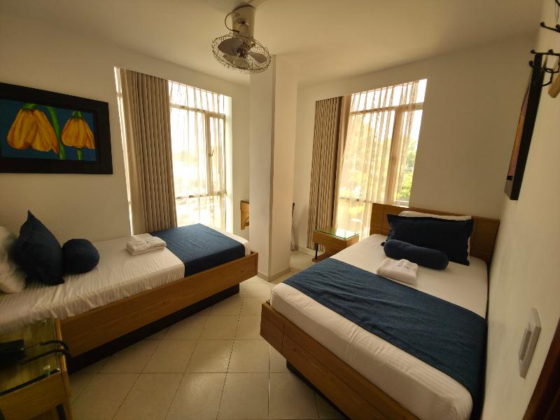 Hotel Monarca image