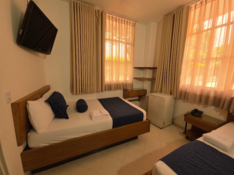 Hotel Monarca image