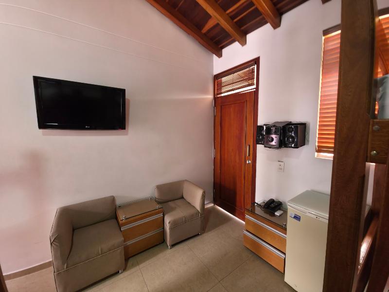 Hotel Monarca image