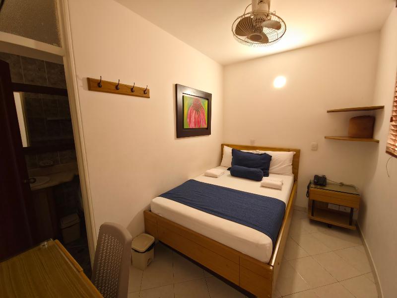Hotel Monarca image