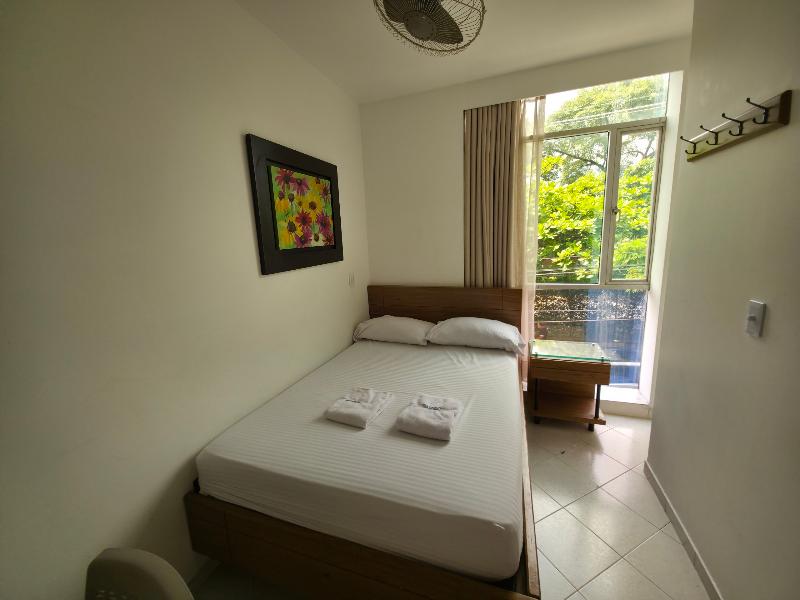 Hotel Monarca image