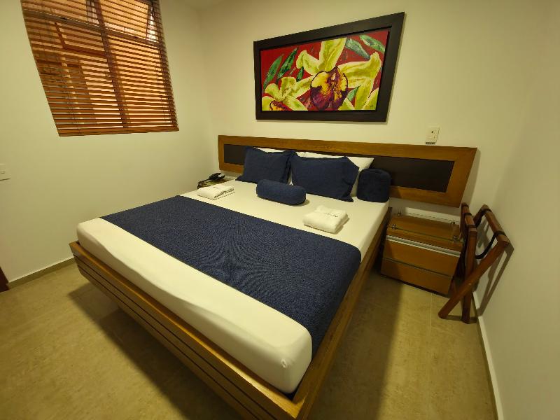 Hotel Monarca image