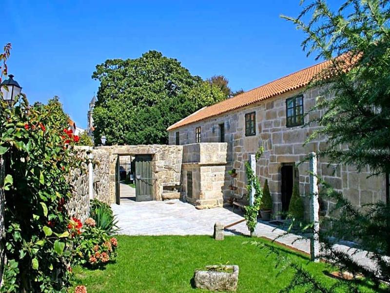 Hotel Bradomin image