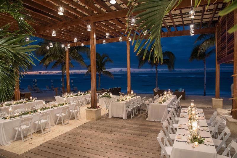 Zemi Beach House, LXR Hotels & Resorts image