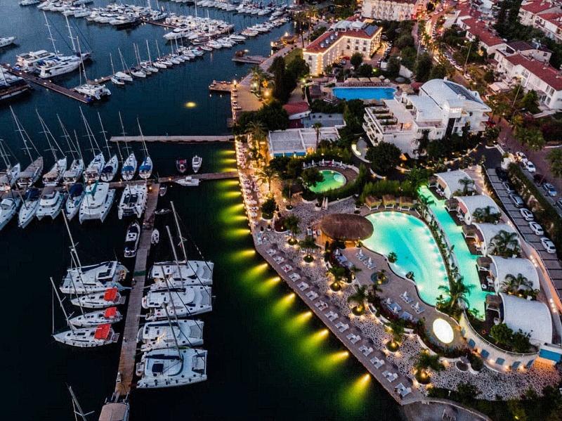 Yacht Classic Hotel image