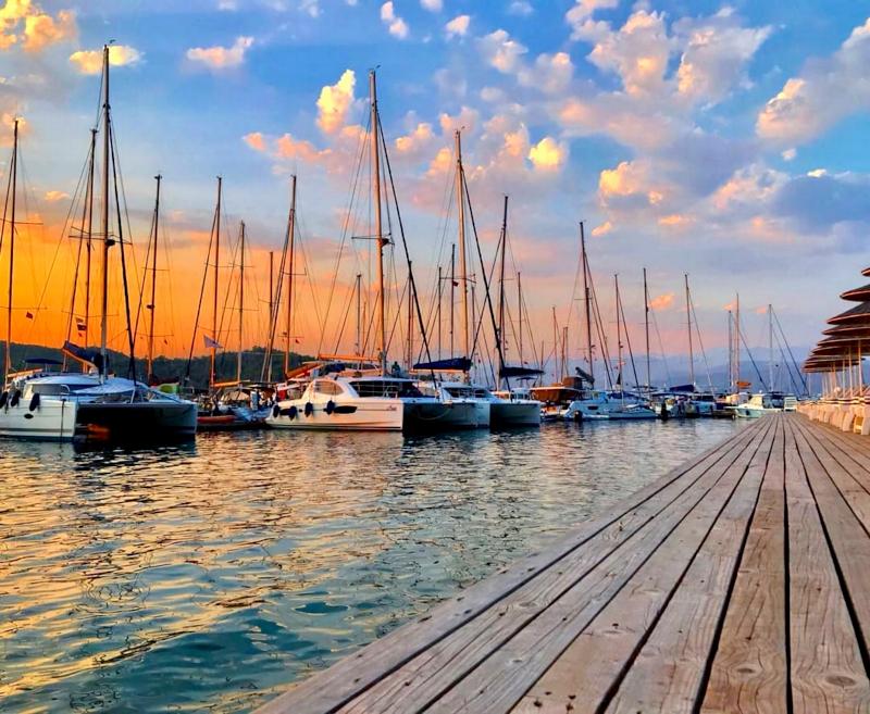 Yacht Classic Hotel image
