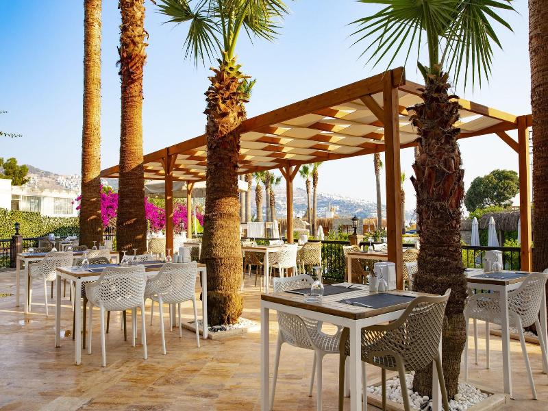 Vita Bella Resort & Spa image