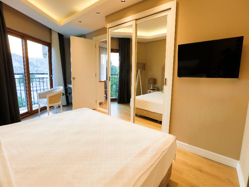 Vita Bella Resort & Spa image