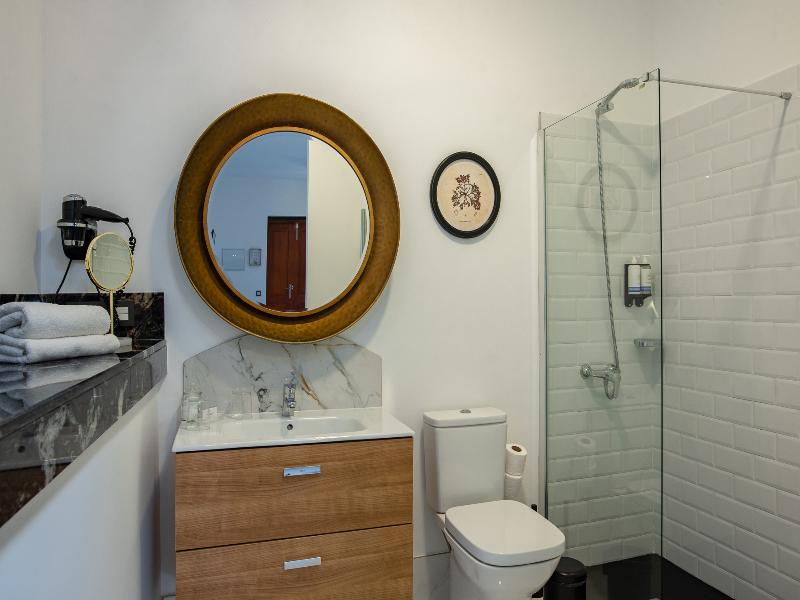 El Charco Suite image