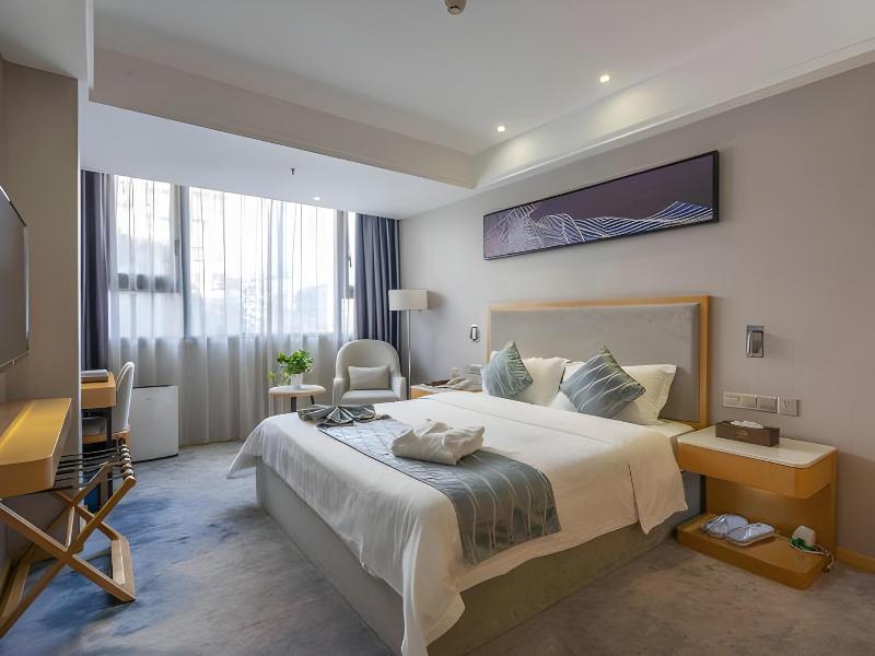 Seaman Hotel image