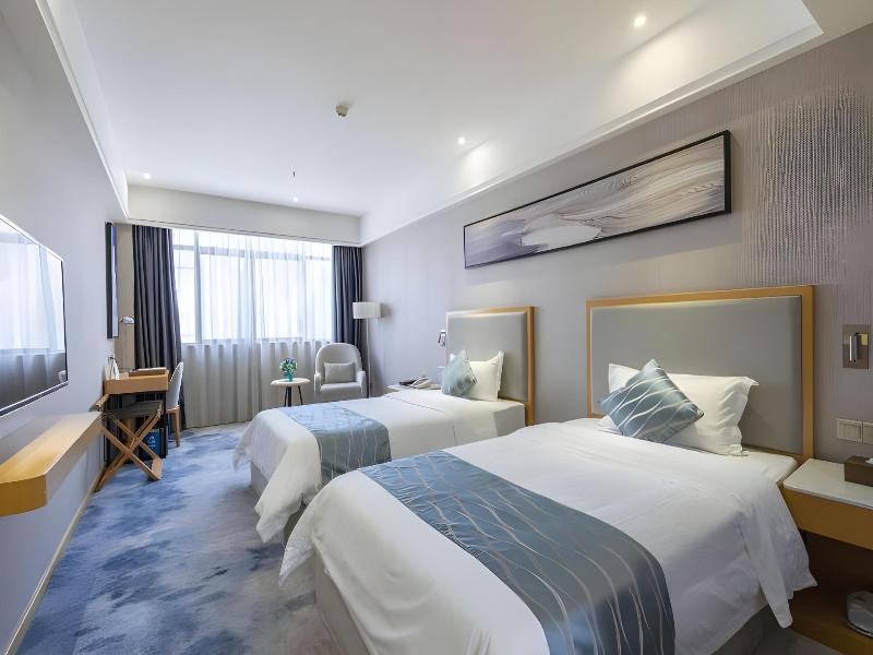Seaman Hotel image
