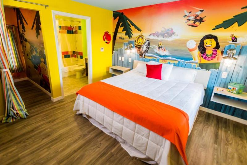 Bed room