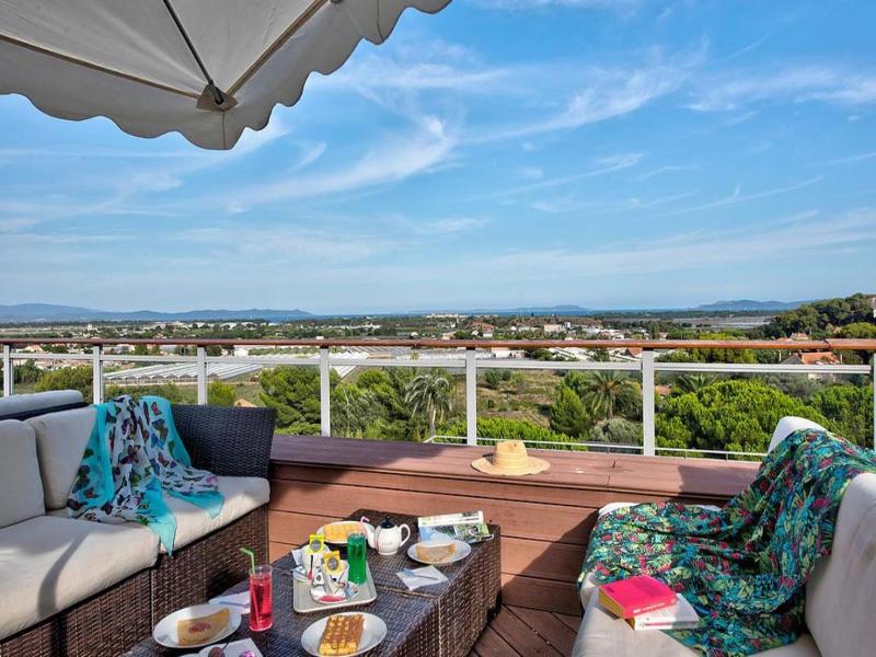 Hotel Club La Font Des Horts image