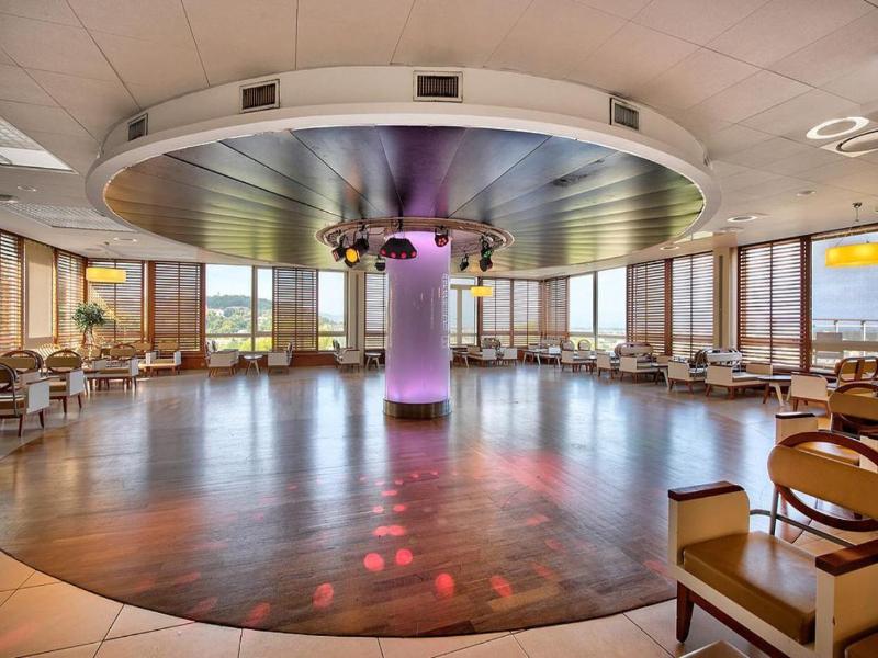 Hotel Club La Font Des Horts image