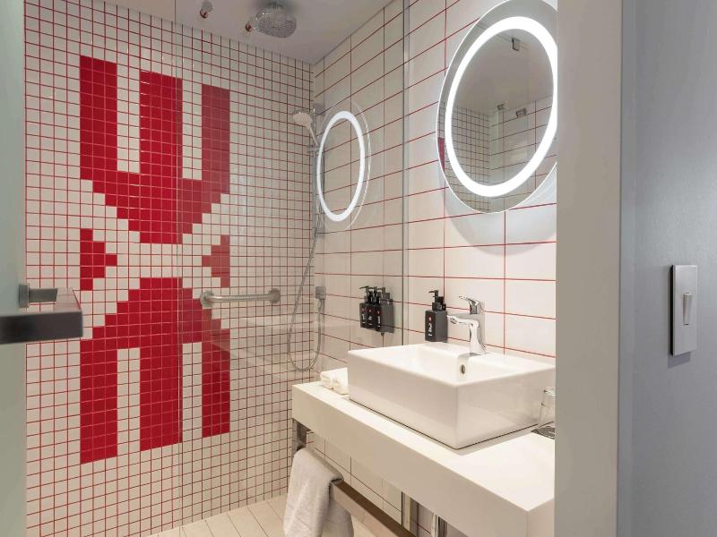Radisson Red V&A Waterfront, Cape Town image